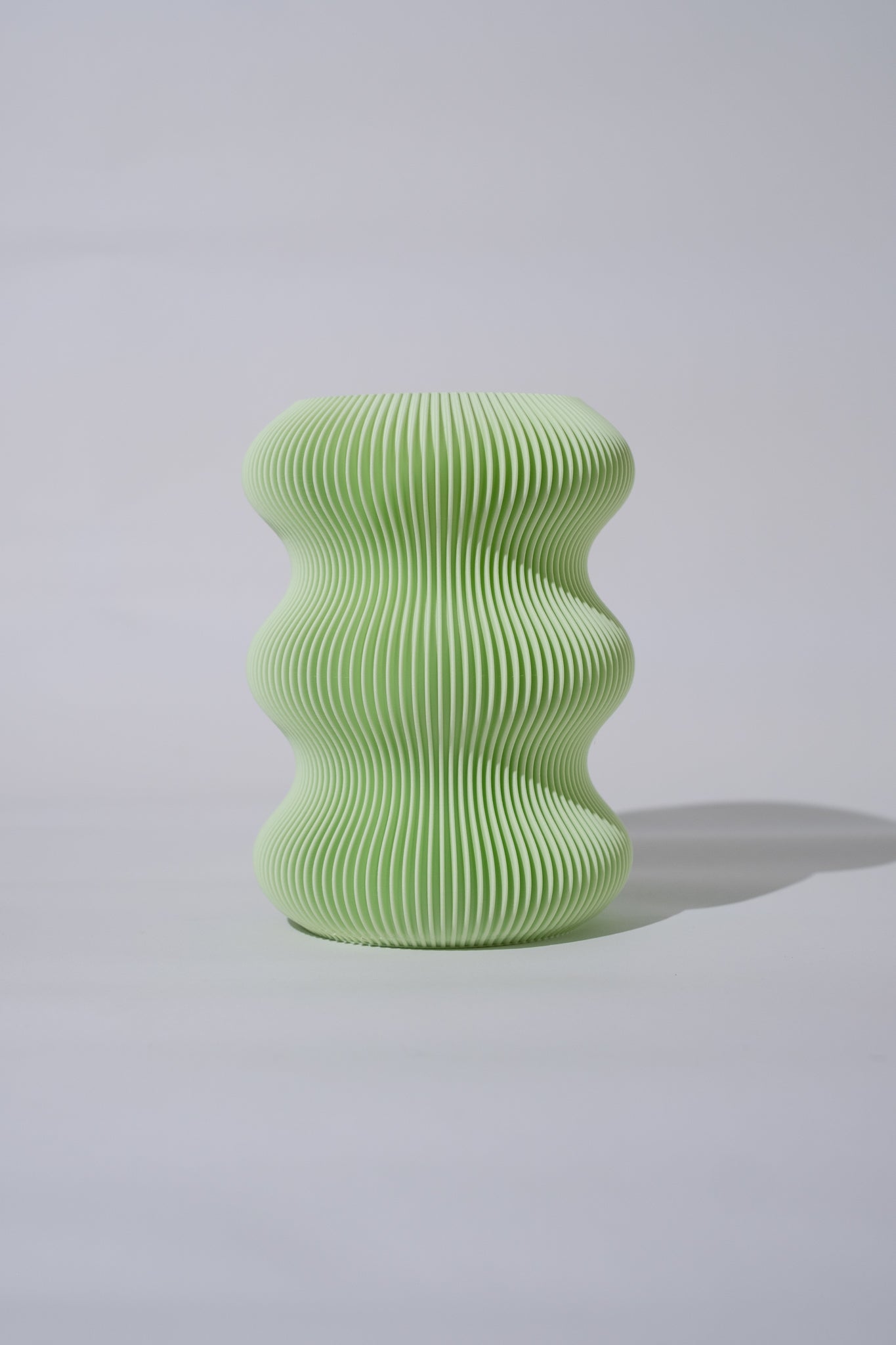 Pavlova Bloom: Vase 1 (Pistachio)